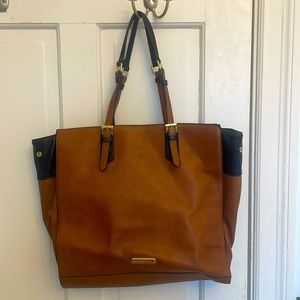 Steve Madden Shoulder Bag